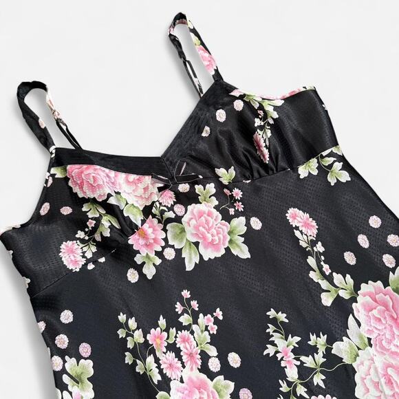 NWT Y2K Morgan Taylor Black & Pink Floral Dark Coquette Romantic Satin Slip XL - Picture 7 of 8